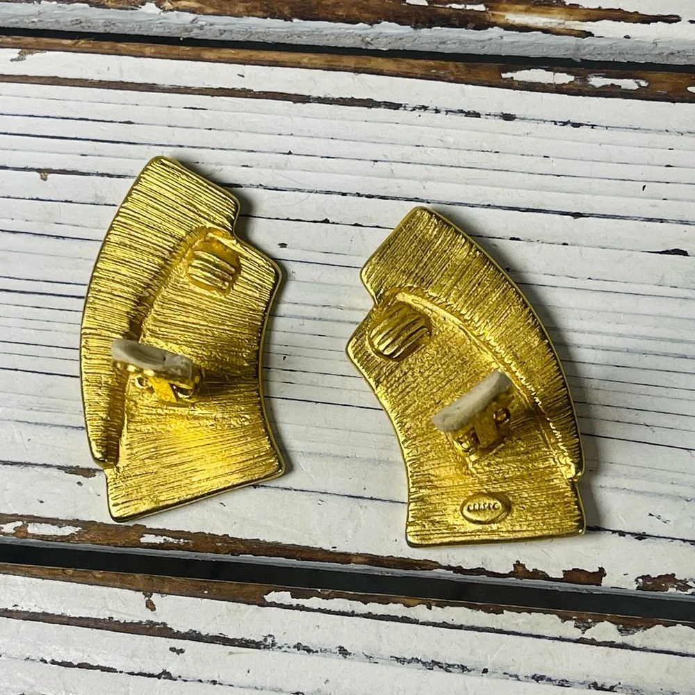 CRAFT Vintage 80’s MCM Art Deco Gold Tone Fan Signed Statement Clip On Earrings - Picture 4 of 10